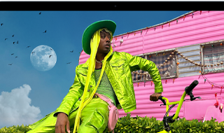 „MacBook Air“ demonstruojantis „Liquid Retina“ ekraną