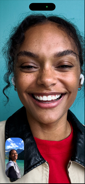 iPhone 17 Pro ekrāns, kurā redzama Center Stage video funkcija