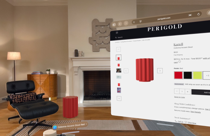 La page d’une boutique sur Safari présentant le tabouret décoratif Colonna de Kartell, offert à la vente; il flotte dans une pièce, et une version 3D du tabouret se retrouve sur le sol de la pièce